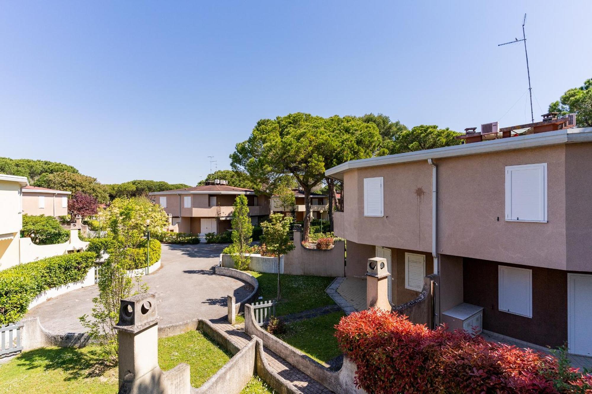 Ferienwohnung Tivoli Bibione Exterior foto